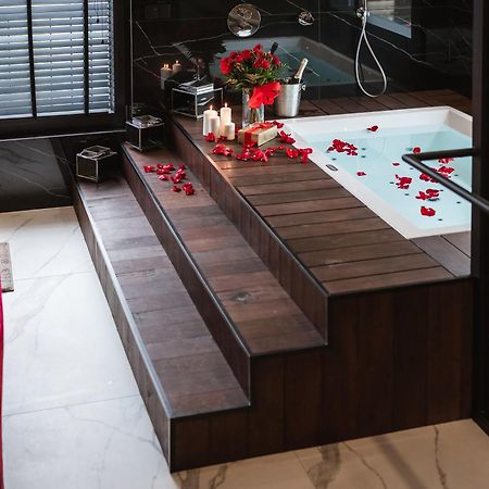 Appartamento Art Penthouse With Jacuzzi - Krakow Center Esterno foto